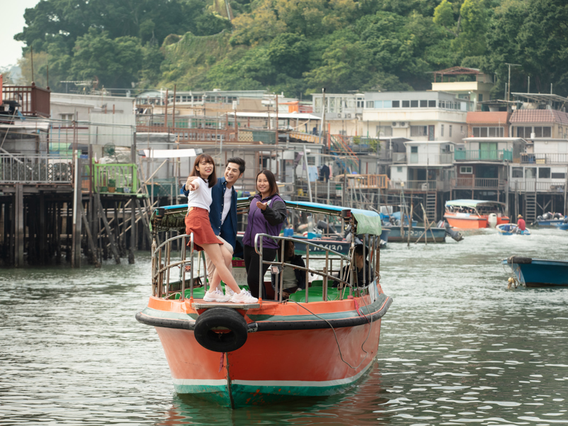 Tai O Boat Tour Guide