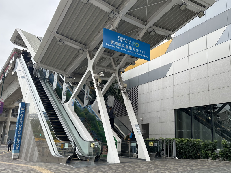 TCT Escalator